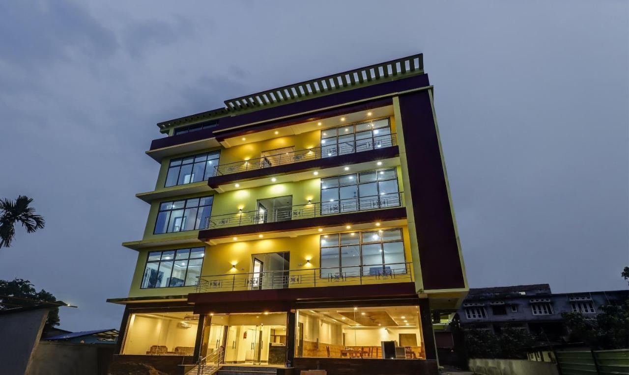 Treebo Hotel Mobi Vip Airport غاواهاتي المظهر الخارجي الصورة